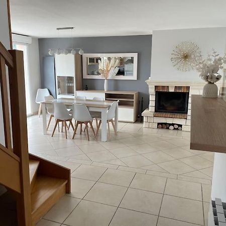 Maison D'Hotes Baslieux-sous-Chatillon 외부 사진